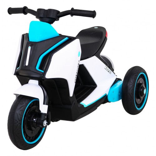 POKROČILÝ motocykl bílý