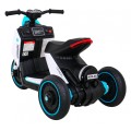 POKROČILÝ motocykl bílý