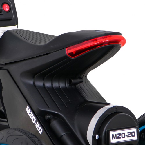 POKROČILÝ motocykl černý