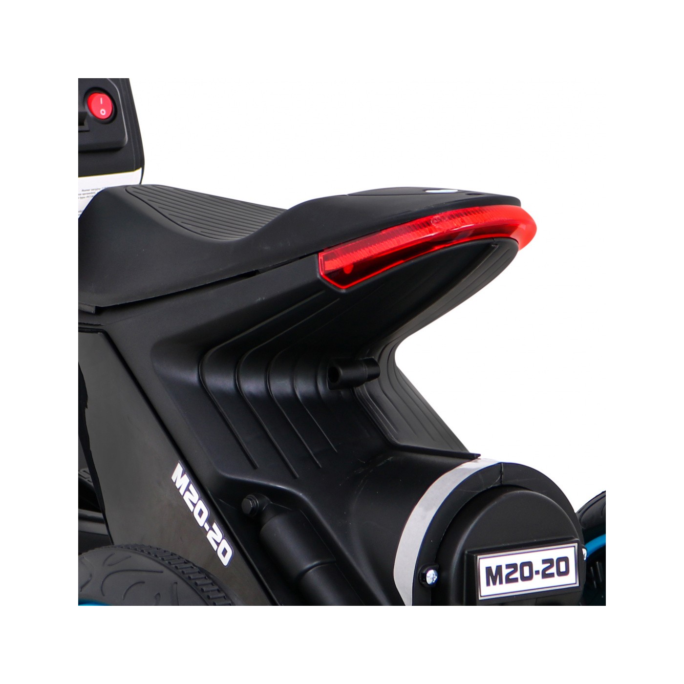 POKROČILÝ motocykl černý