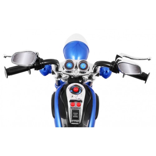 Modrý motocykl Chopper NightBike
