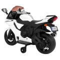 Motocykl R1 Dětské elektrické superbike bílé pomocné kolíky houkačka LED světla