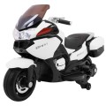 Motocyklový závodník bílý