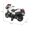 Motocyklový závodník bílý