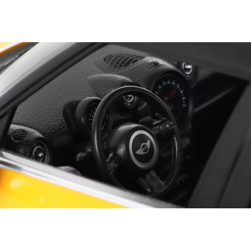 Autíčko R/C Mini Countryman ZOLTY 1:14 RASTAR