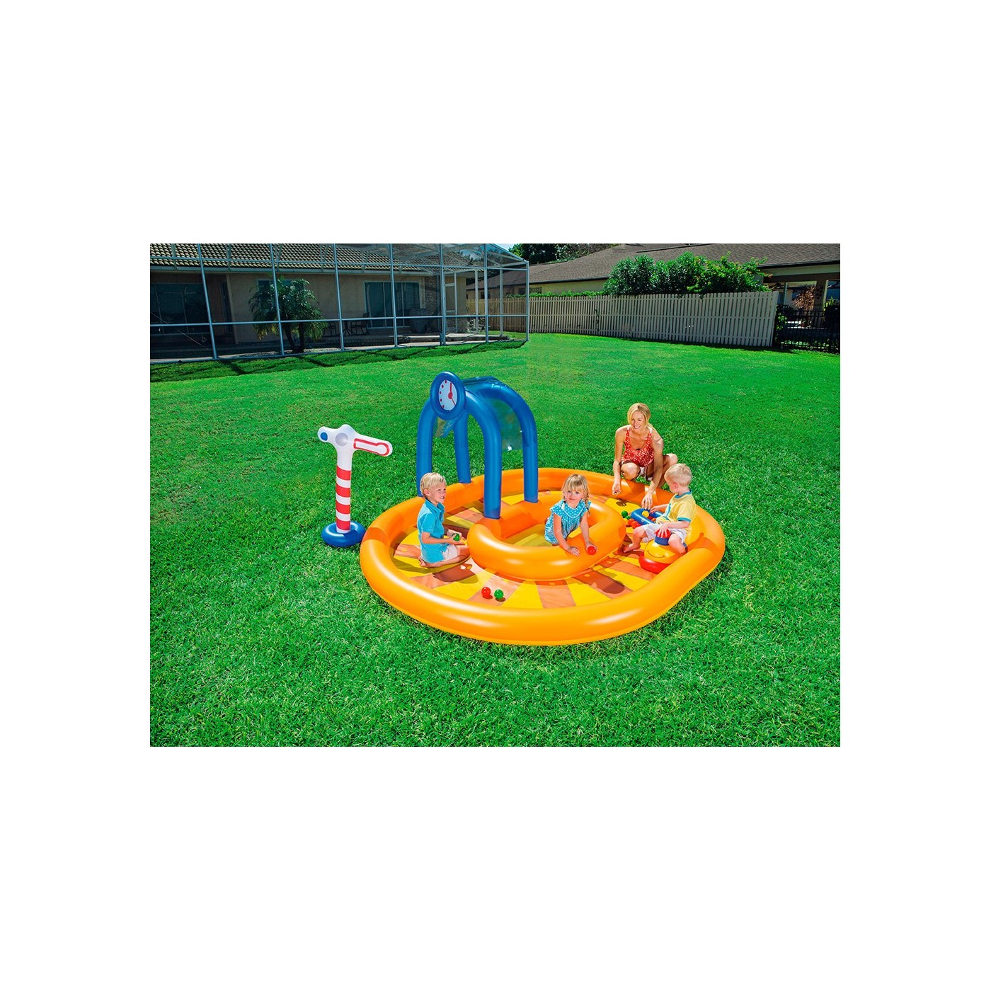 Dětské hřiště Vlak 285 224 cm BESTWAY