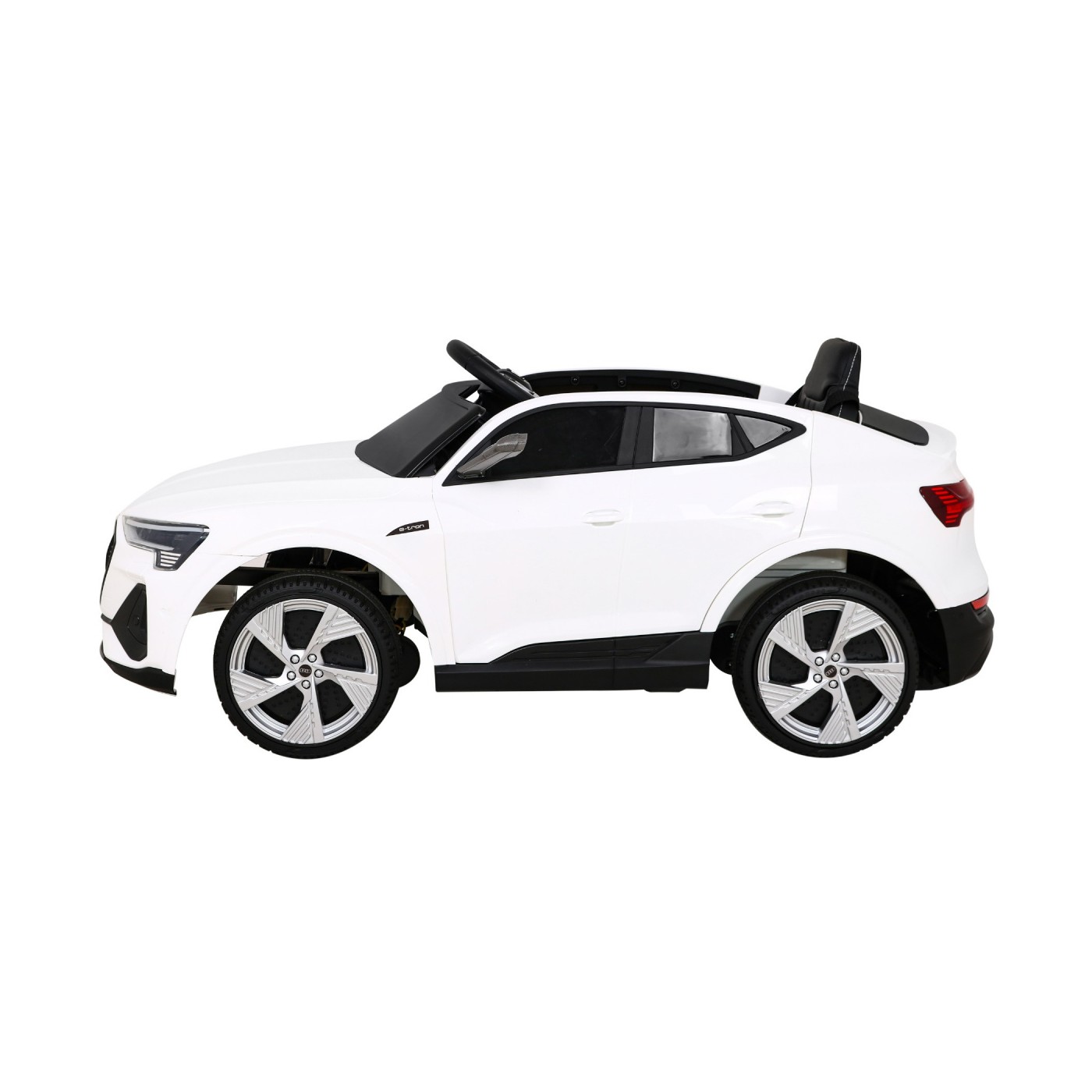 Audi E-Tron Sportback Kids bílá Remote 4x4 Drive Slow Start Rádio MP3 LED