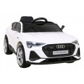 Audi E-Tron Sportback Kids bílá Remote 4x4 Drive Slow Start Rádio MP3 LED