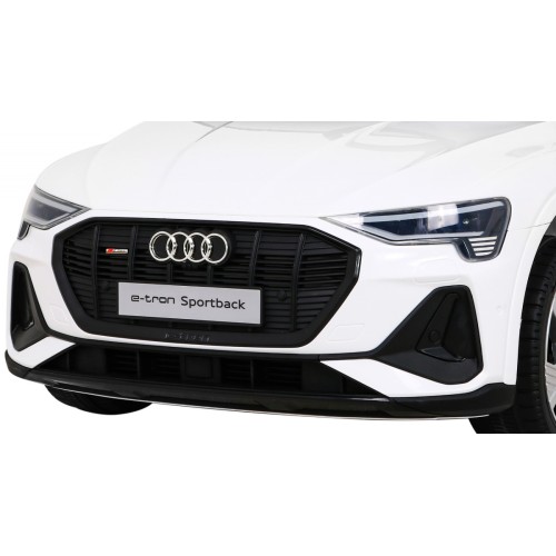 Audi E-Tron Sportback Kids bílá Remote 4x4 Drive Slow Start Rádio MP3 LED