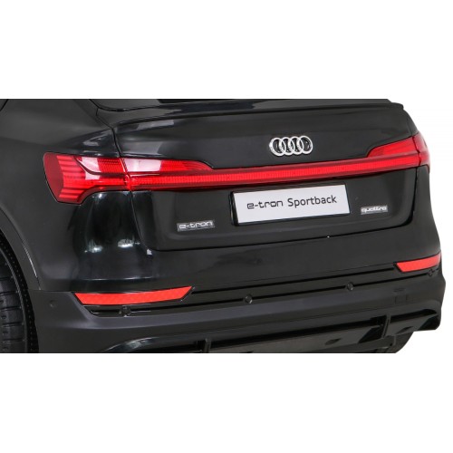 Audi E-Tron Sportback Kids černý + dálkové ovládání + pohon 4x4 + pomalý start + MP3 rádio + LED