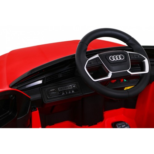 Audi E-Tron Sportback Kids červená Remote Drive 4x4 Rádio s pomalým startem MP3 LED