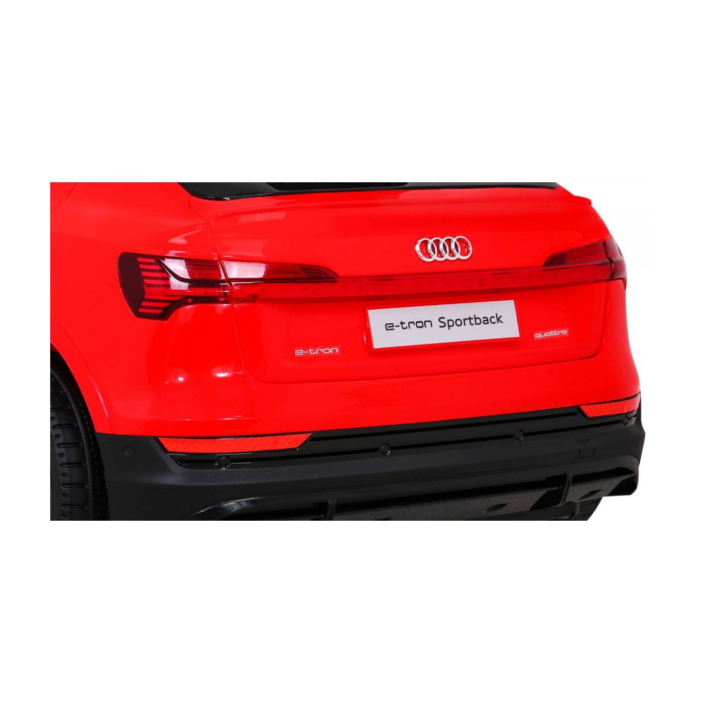 Audi E-Tron Sportback Kids červená Remote Drive 4x4 Rádio s pomalým startem MP3 LED