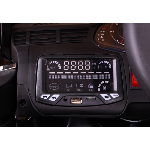 Audi Q7 Quattro S-Line Bateriové Bílé Dálkové Ovládání Pomalý Start EVA Rádio MP3 LED
