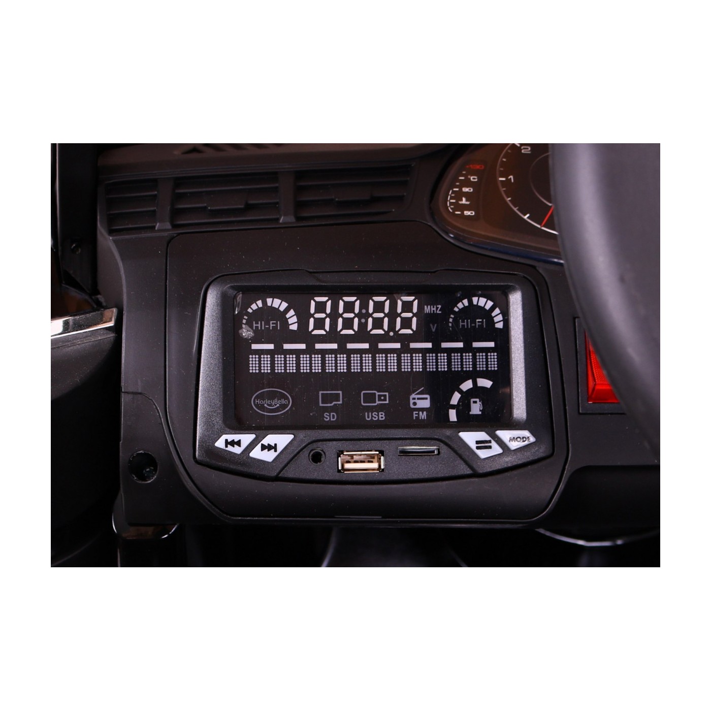 Audi Q7 Quattro S-Line Bateriové Bílé Dálkové Ovládání Pomalý Start EVA Rádio MP3 LED