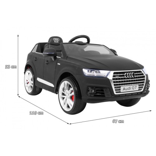 Vozidlo Audi Q7 2 4G nový model lakovaný černý matný