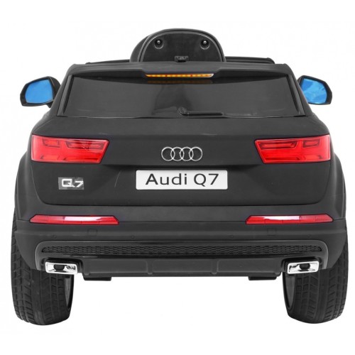 Vozidlo Audi Q7 2 4G nový model lakovaný černý matný