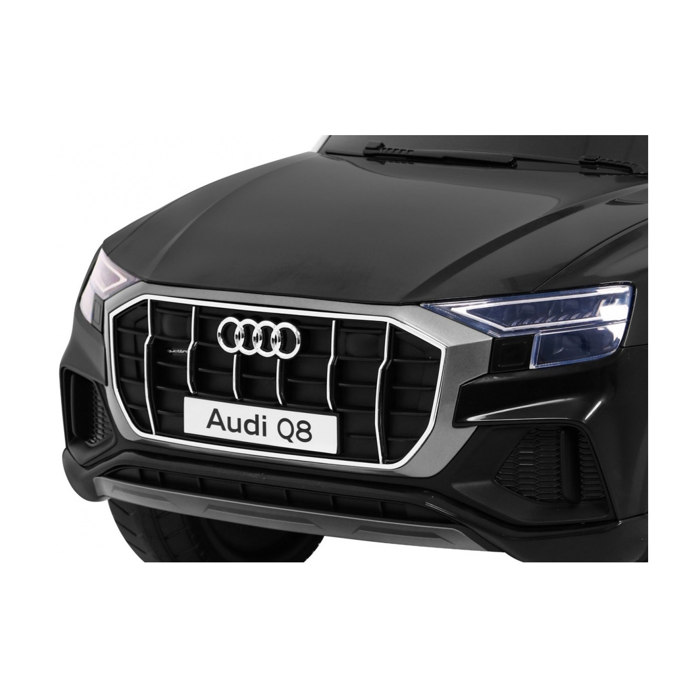 Dětský zvedák baterií Audi Q8 černý + dálkové ovládání + EVA + pomalý start + MP3 USB + LED