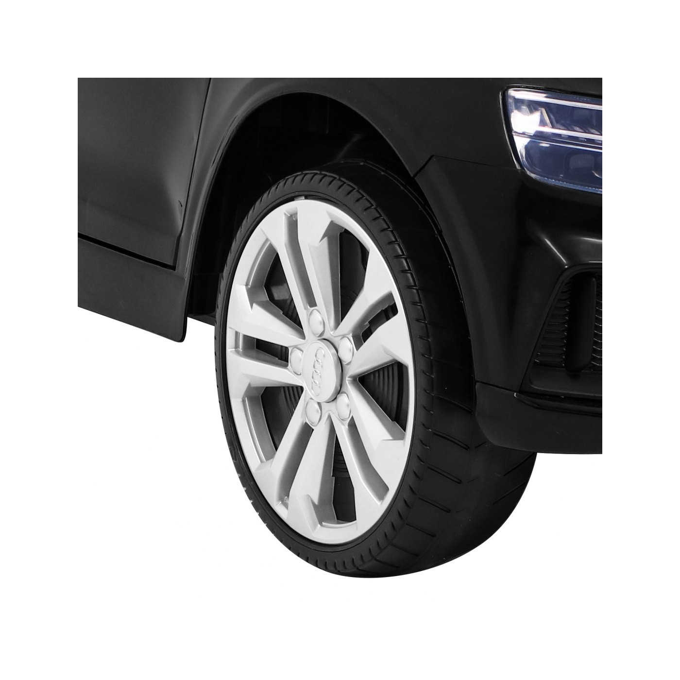Dětský zvedák baterií Audi Q8 černý + dálkové ovládání + EVA + pomalý start + MP3 USB + LED