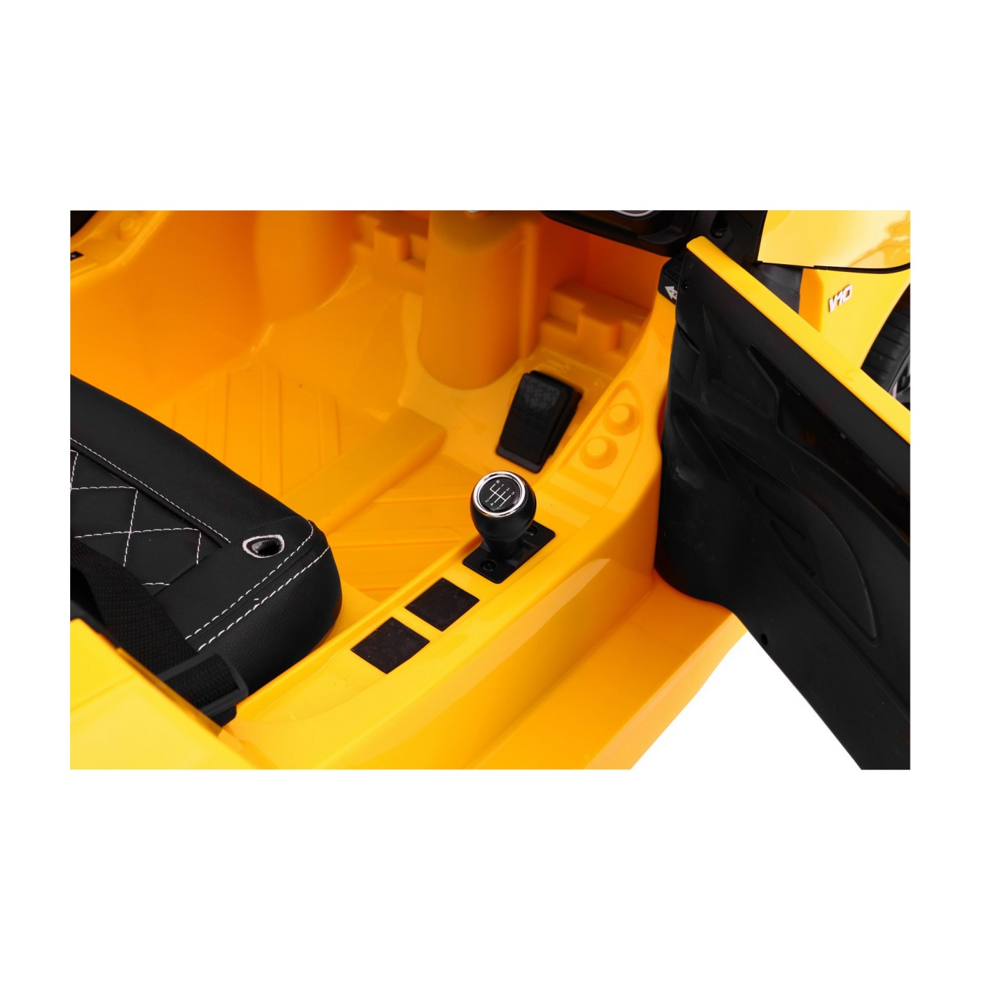 Audi R8 Spyder na baterii žlutý dálkový EVA pomalý start rádio MP3 LED