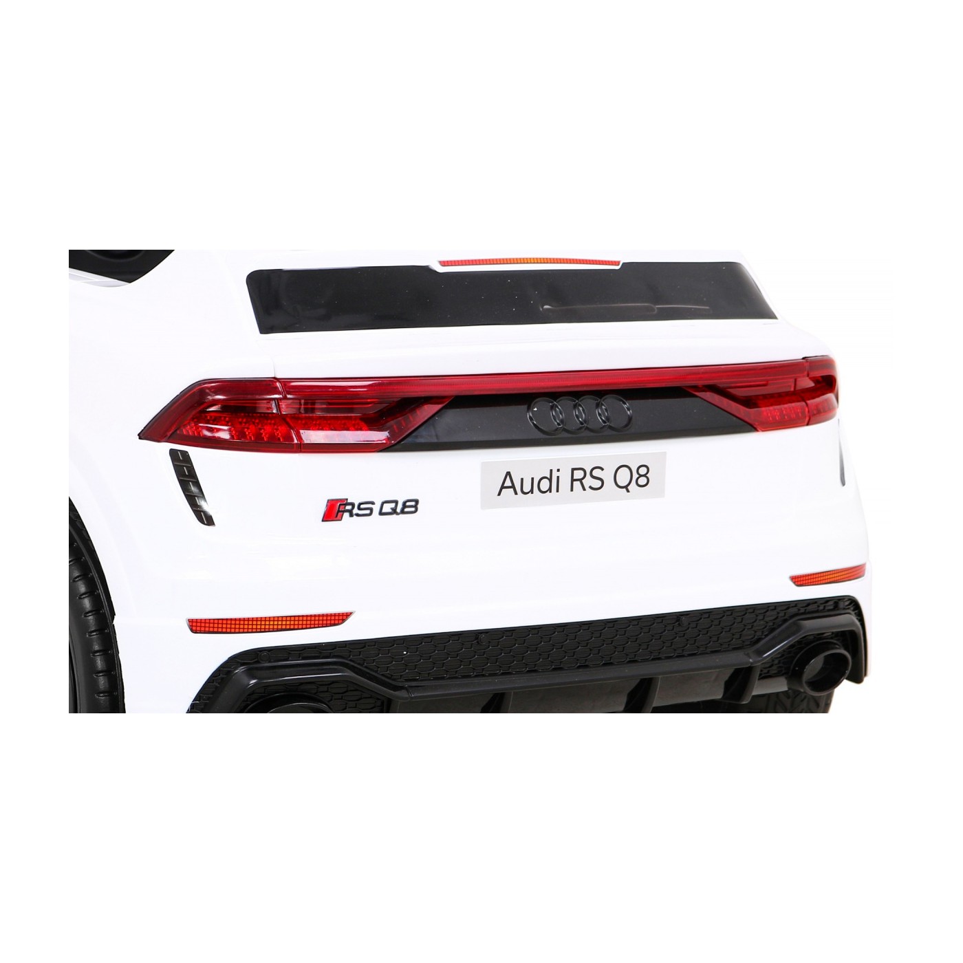 Baterie do auta Audi RS Q8 bílá + dálkové ovládání + pomalý start + EVA + LED + MP3 USB