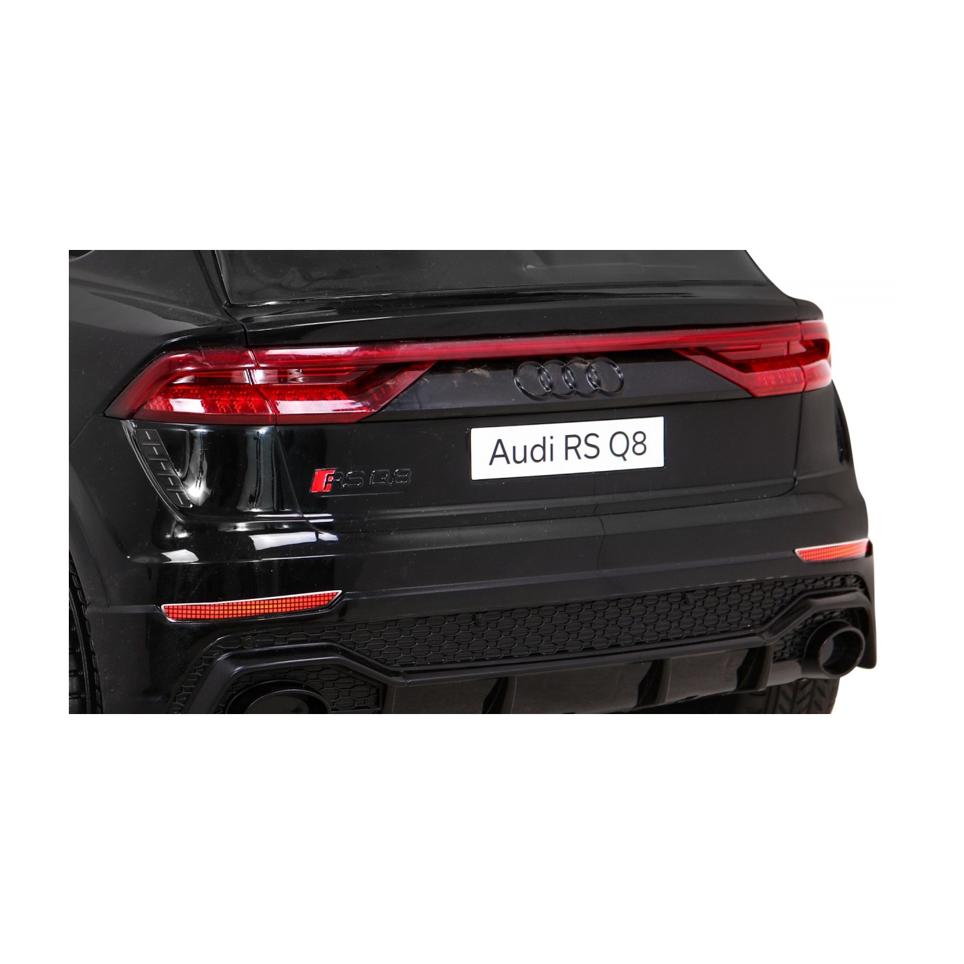 Baterie do auta Audi RS Q8 černá + dálkové ovládání + pomalý start + EVA + LED + MP3 USB