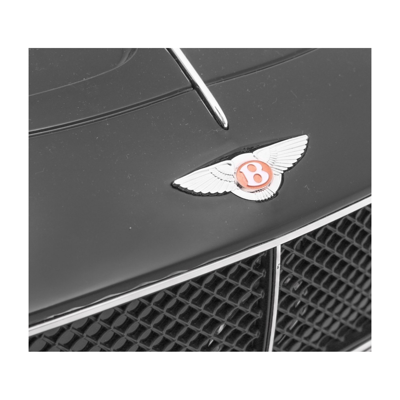 Bentley EXP 12 dětská baterie do auta černá + dálkové ovládání + otevírač dveří + elegantní vzhled