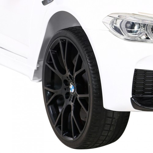 BMW M5 DRIFT Vehicle Bílá