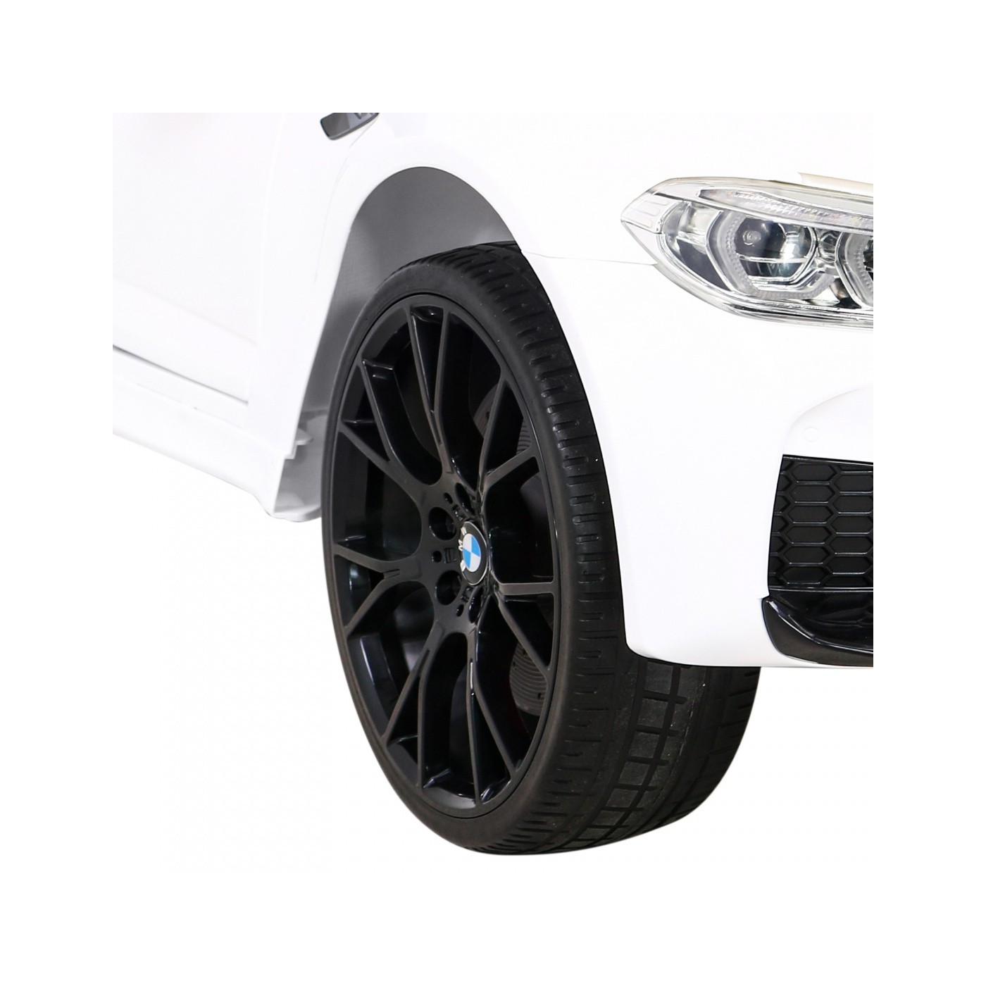 BMW M5 DRIFT Vehicle Bílá