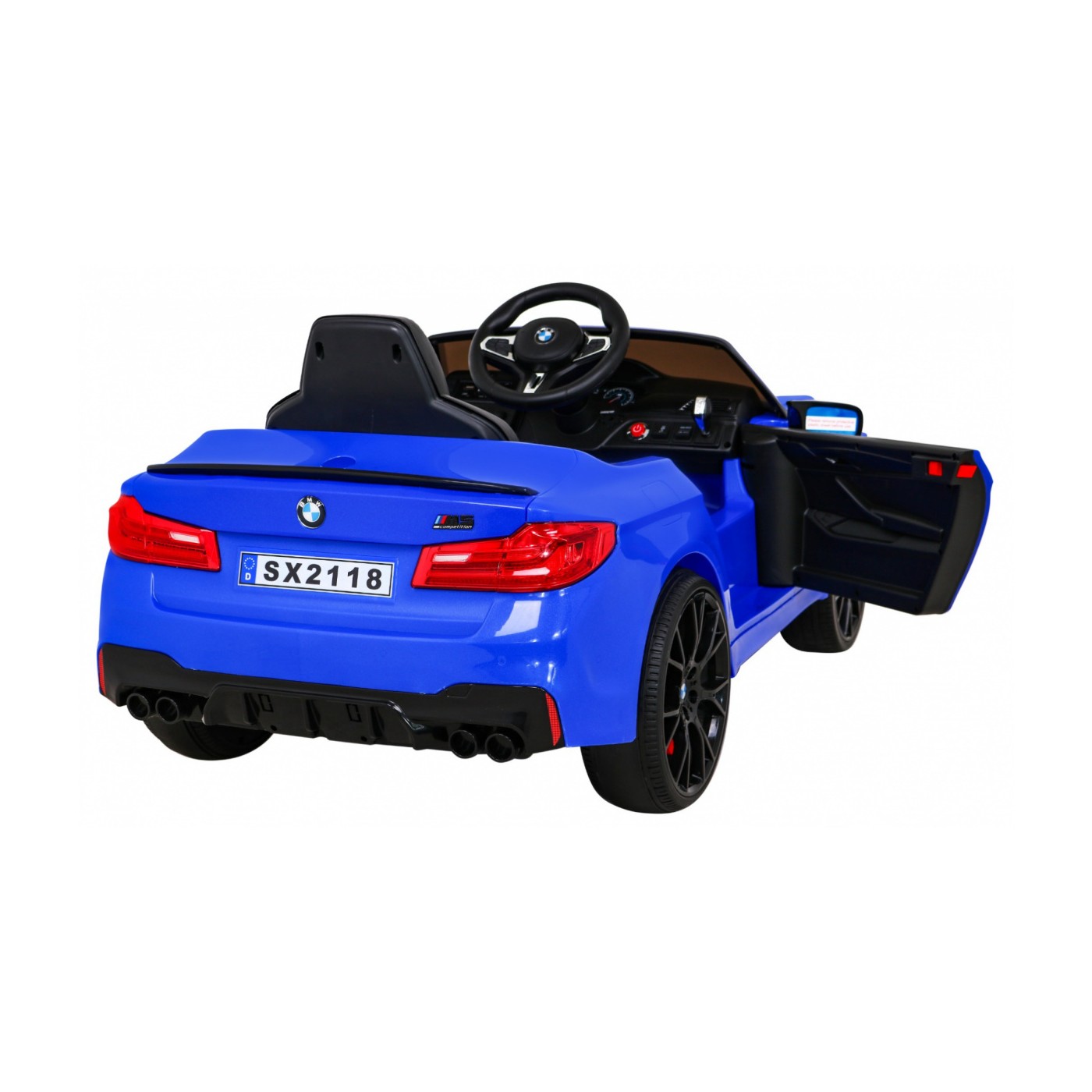 Modré DRIFTOVACÍ vozidlo BMW M5