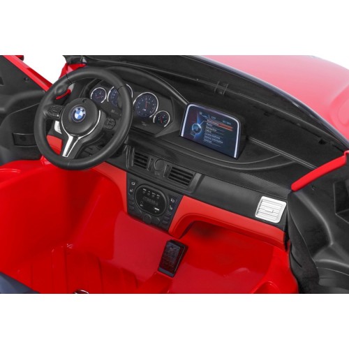 BMW X6M XXL pro 2 děti červená + dálkové ovládání + eko kůže + pásy + pomalý start + MP3 USB + LED
