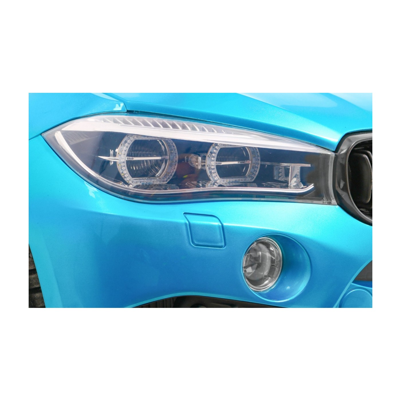 BMW X6M XXL pro 2 děti barva modrá dálkové ovládání pásy pomalý start MP3 LED