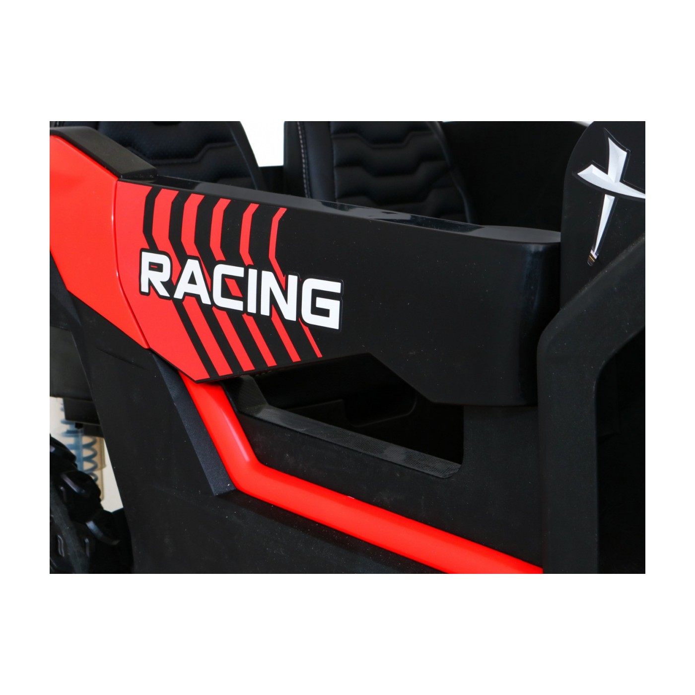 Buggy ATV Strong Racing pro 2 děti červený střídavý motor nafouknutá kola Audio LED
