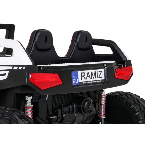 Buggy Clash na baterii pro 2 děti bílá + dálkový ovladač + pohon 4x4 + nastavení sedadla + MP3 rádio + LED