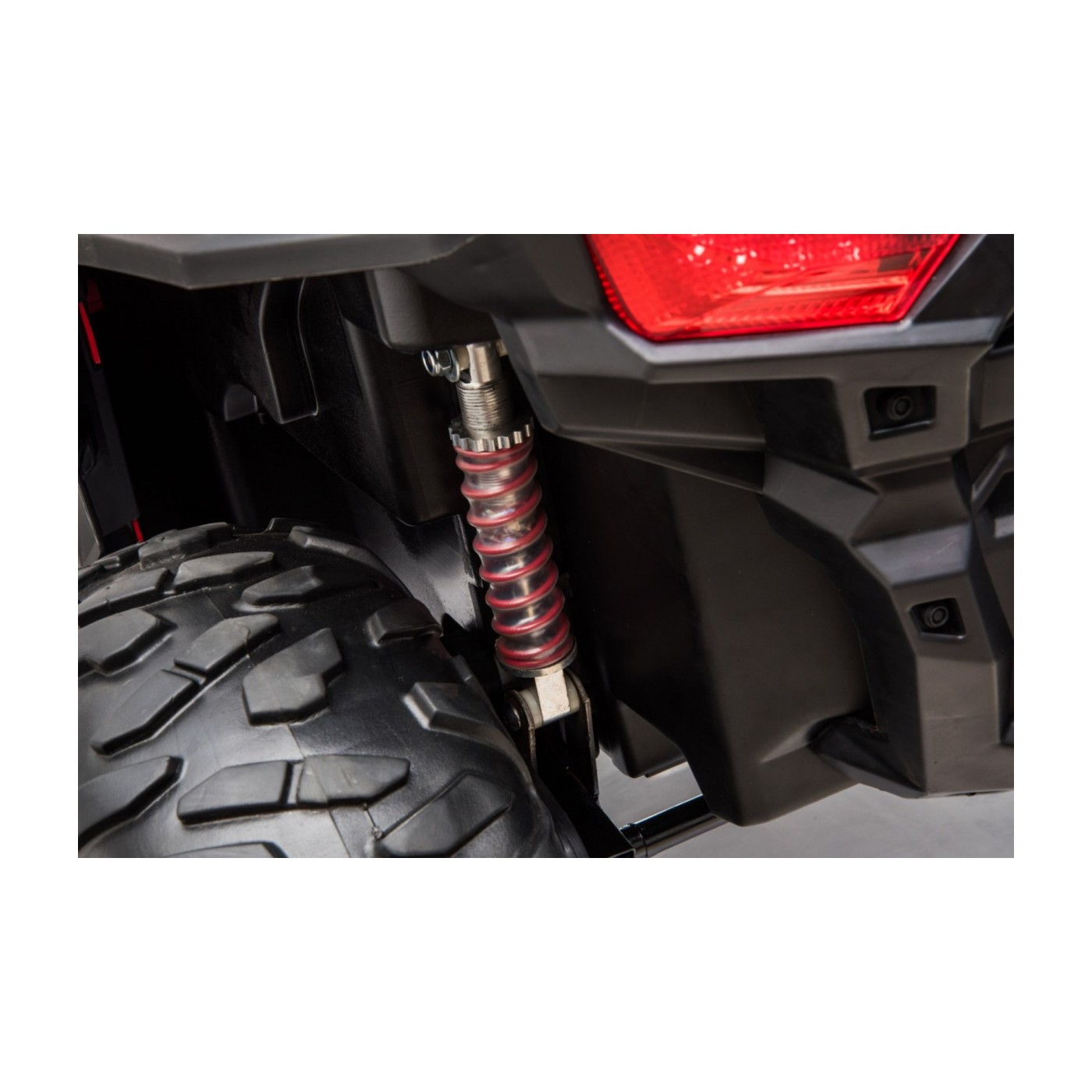 Buggy Racer Kids červená Driven 4x4 Dálkové ovládání Pomalý start kufr EVA LED MP3