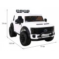 Vozidlo Ford Super Duty bílé