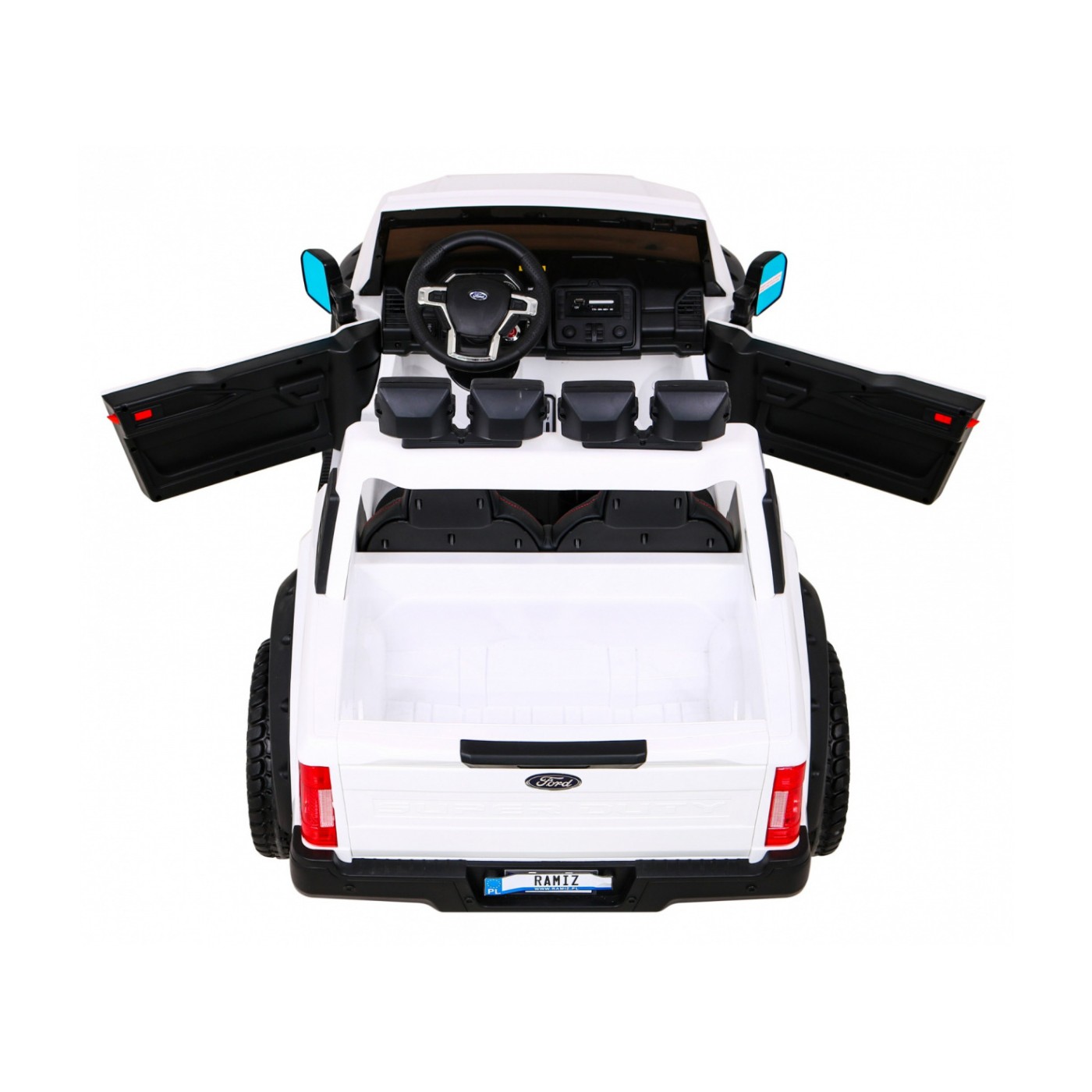 Vozidlo Ford Super Duty bílé