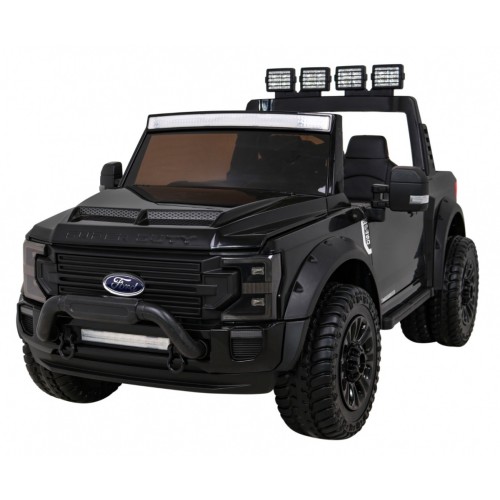 Vozidlo Ford Super Duty černé