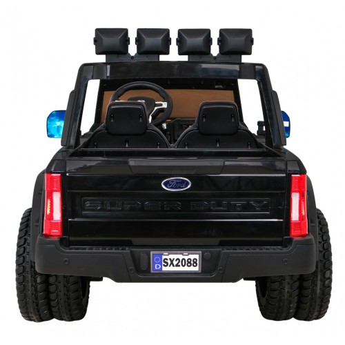 Vozidlo Ford Super Duty černé
