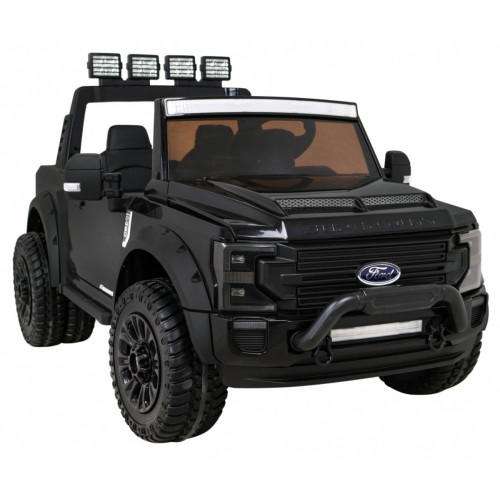 Vozidlo Ford Super Duty černé