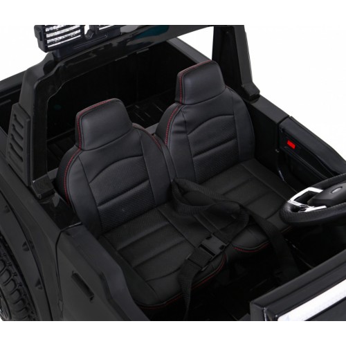 Vozidlo Ford Super Duty černé