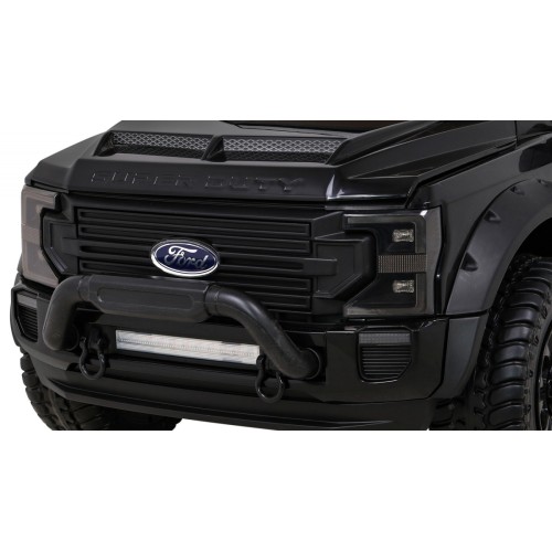 Vozidlo Ford Super Duty černé