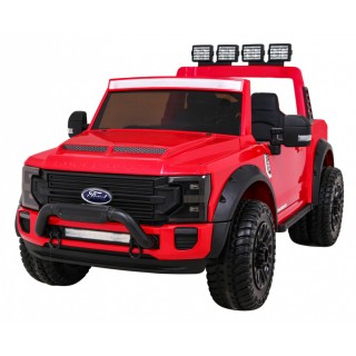 Vozidlo Ford Super Duty červené