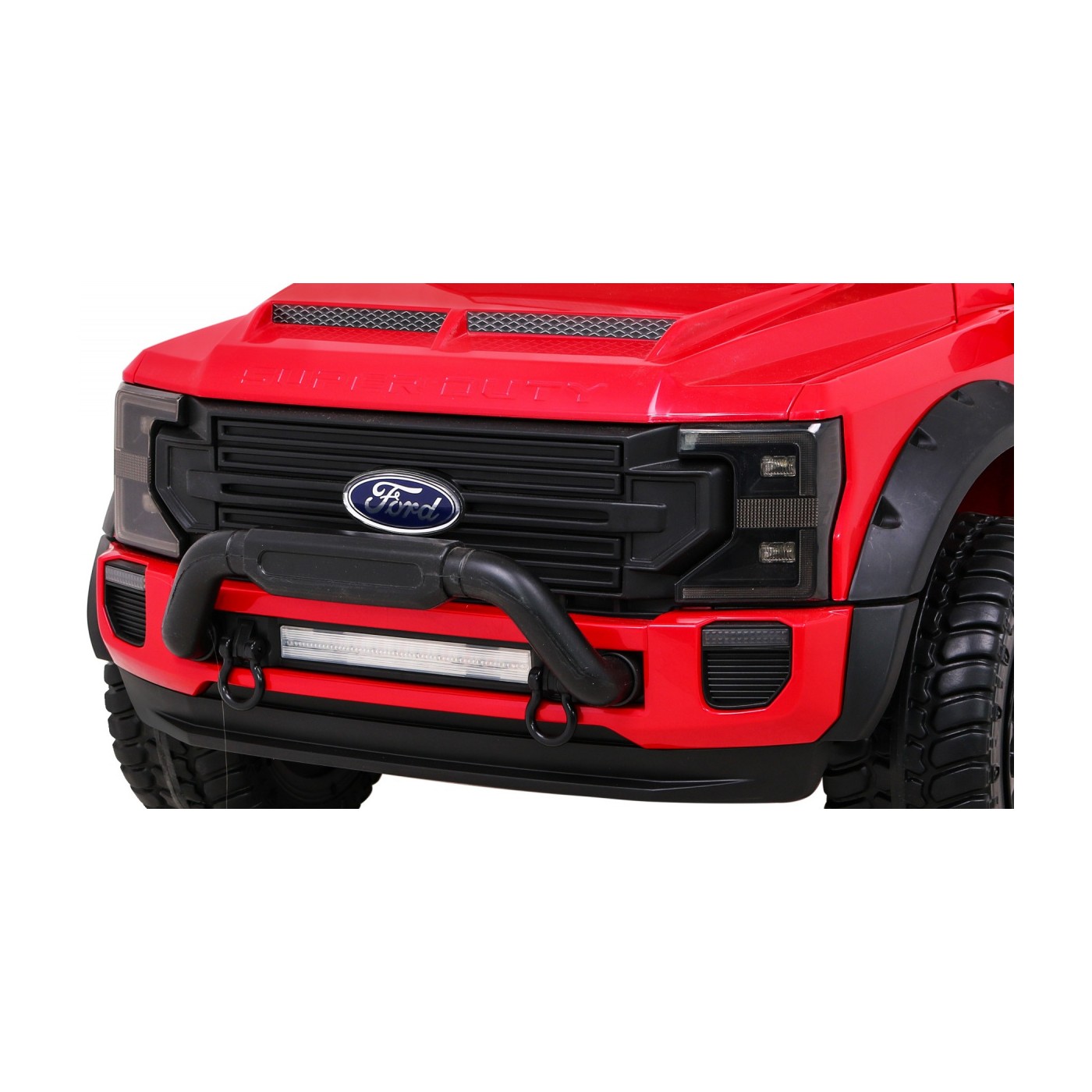 Vozidlo Ford Super Duty červené