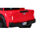 Vozidlo Ford Super Duty červené