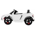Autko Future na dětskou baterii bílá + dálkové ovládání + pomalý start + EVA + MP3 USB + LED