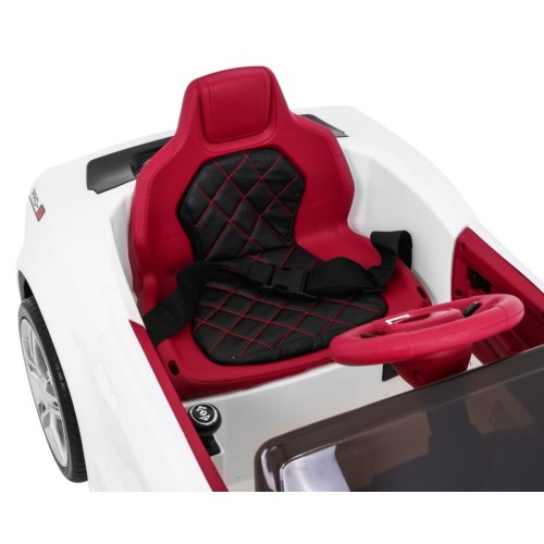 Autíčko GT Sport na baterii pro děti bílá + dálkové ovládání + pomalý start + zavazadlový prostor + MP3 LED