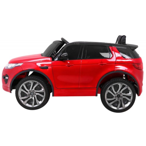 Land Rover Discovery vozidlo lakované červeně