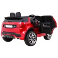 Land Rover Discovery vozidlo lakované červeně