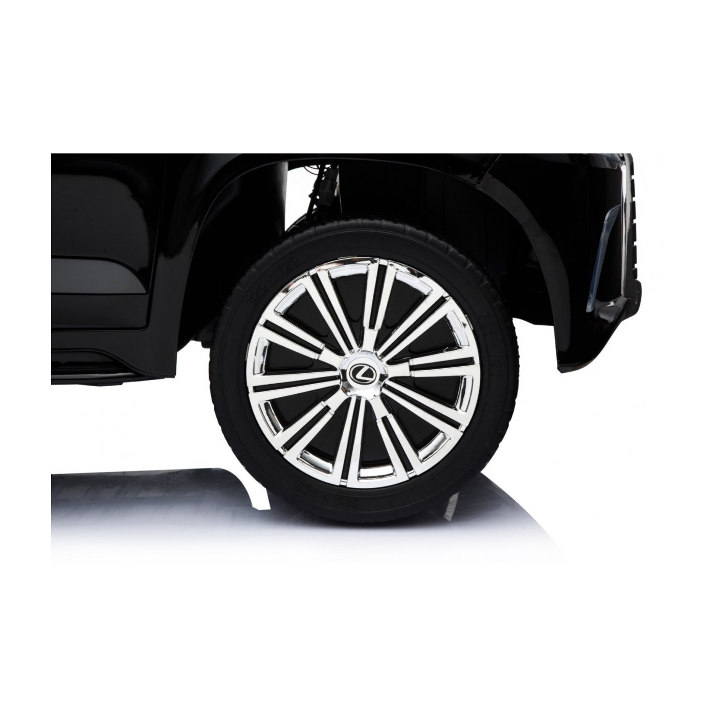 Lexus LX570 lakované 2 dětské auto černé + dálkové ovládání EVA kola rádio MP3 LED