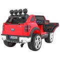 DLOUHÉ červené auto